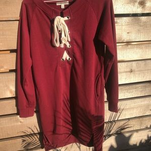 Sweat her Dress with white show tie in front